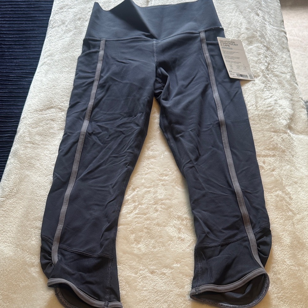 Athleta Dark Gray/Gray Trim Cropped compression Track Pants